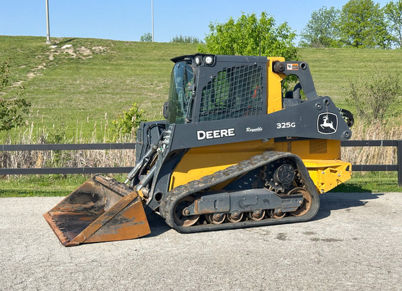 2023 John-Deere 325G