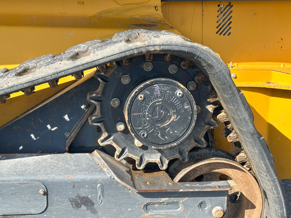 2023 John-Deere 325G