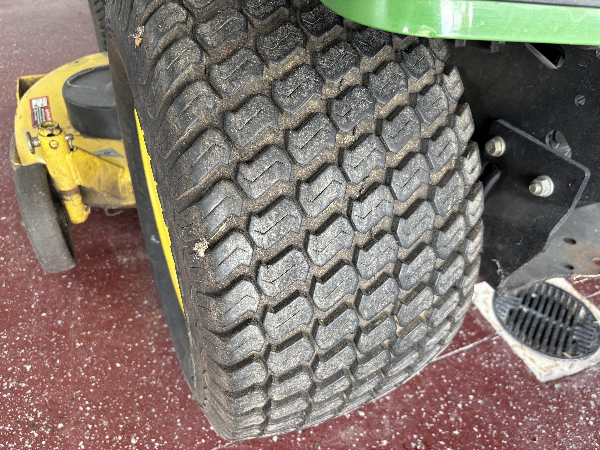 1998 John Deere 445 Image 15