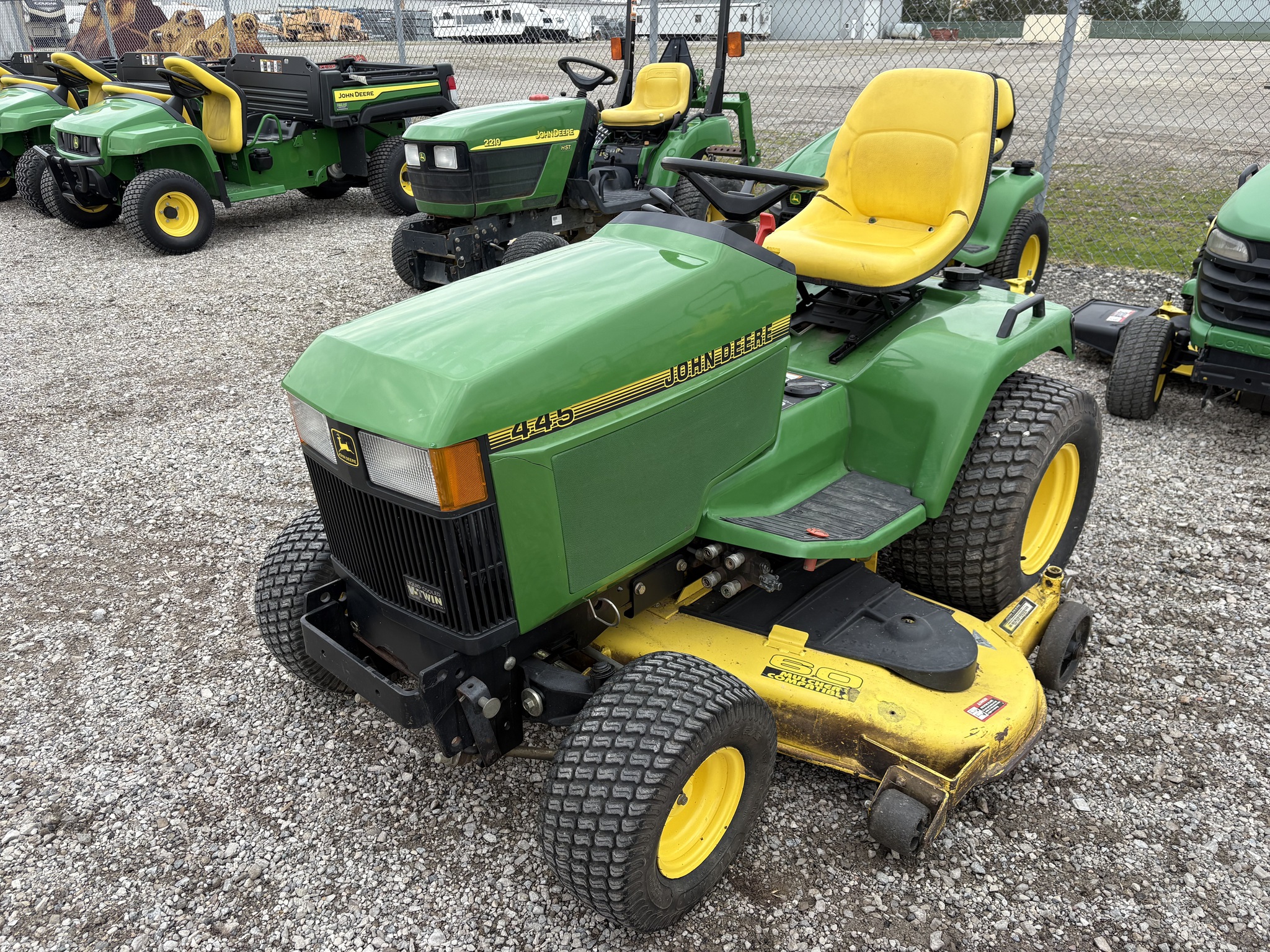1998 John Deere 445 Image 1