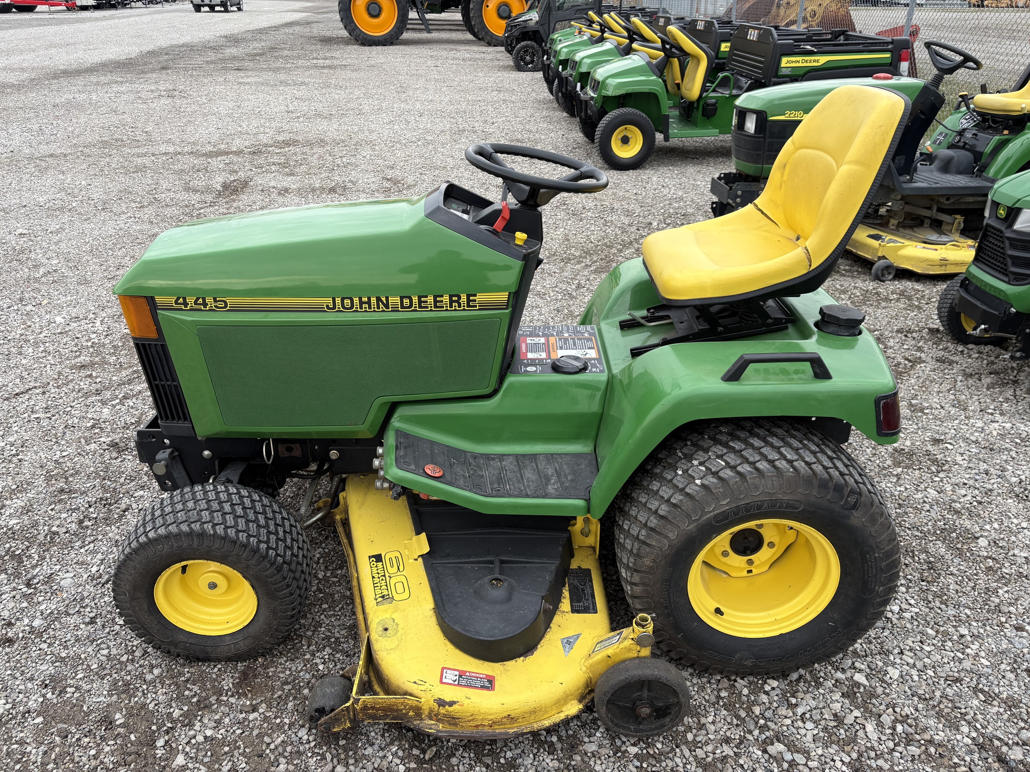 1998 John Deere 445 Image 8