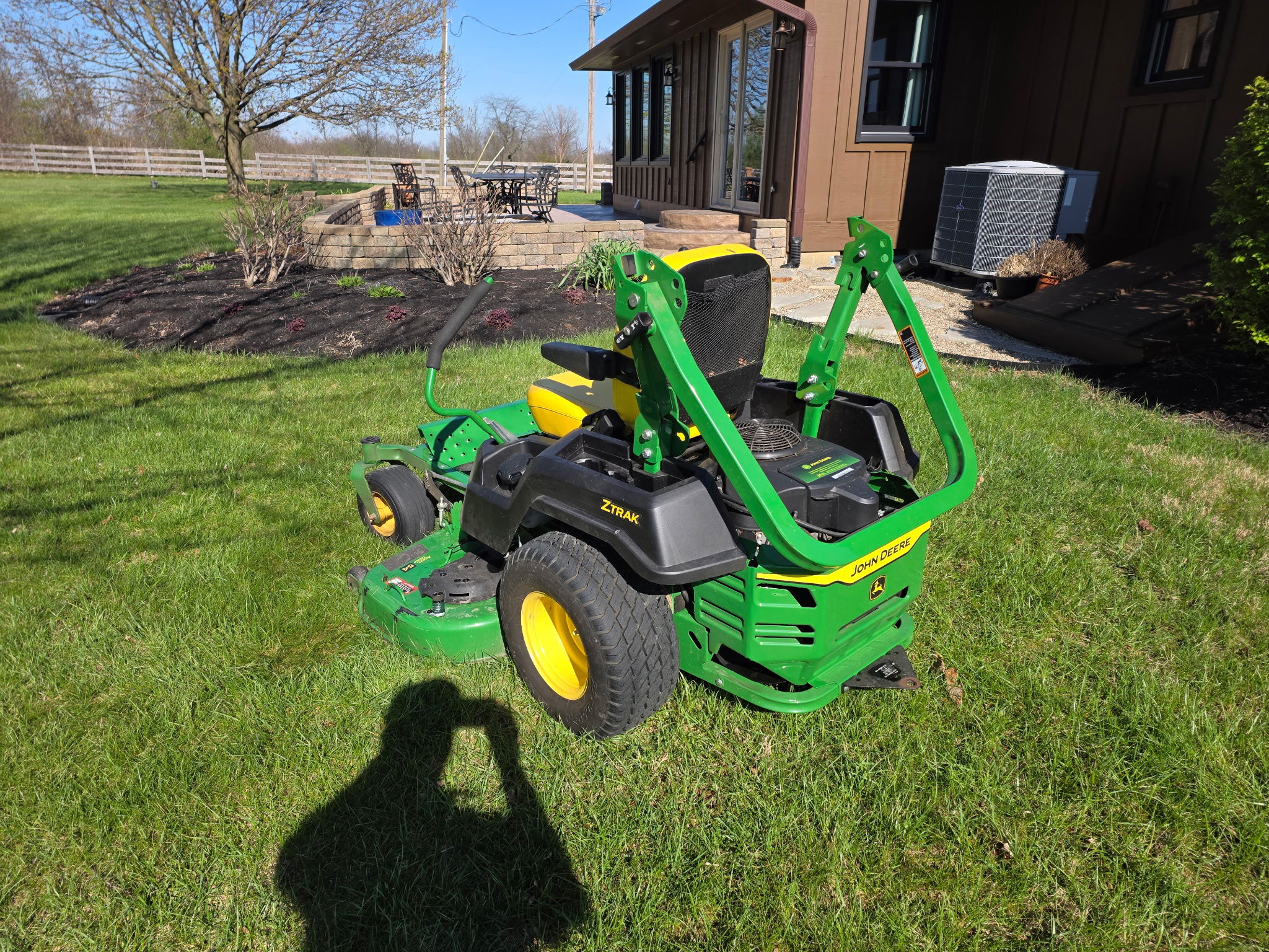 Used 2023 John Deere Z530M Zero Turn Mowers at Koenig Equipment in Urbana, OH - PhotoXL8