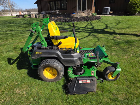 Used 2023 John Deere Z530M Zero Turn Mowers at Koenig Equipment in Urbana, OH - Photo5
