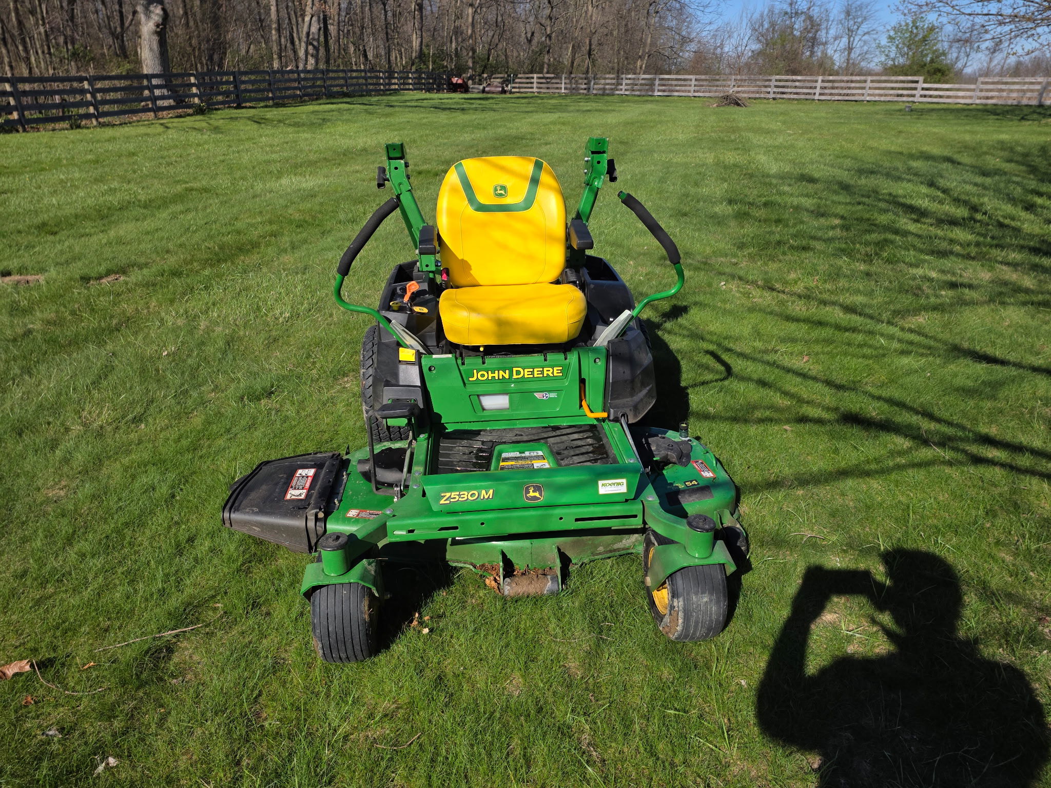 Used 2023 John Deere Z530M Zero Turn Mowers at Koenig Equipment in Urbana, OH - PhotoXL2