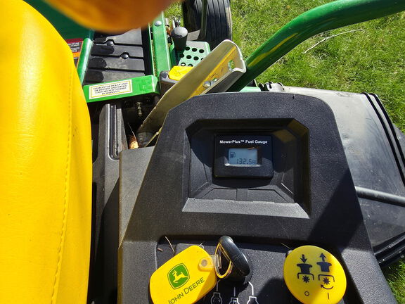 Used 2023 John Deere Z530M Zero Turn Mowers at Koenig Equipment in Urbana, OH - Photo11