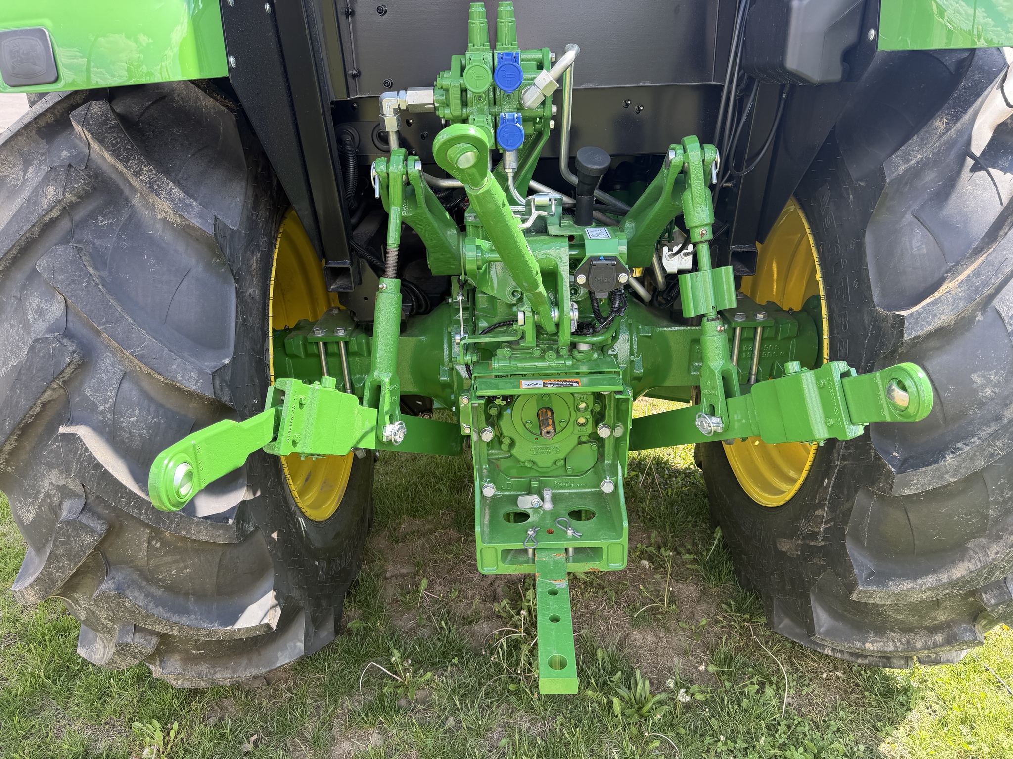 New In-Stock 2025 John Deere 5100E Utility Tractors at Koenig Equipment in Tipp City, OH - PhotoXL7