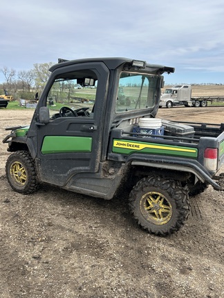 2023 John Deere XUV 835M - Photo7