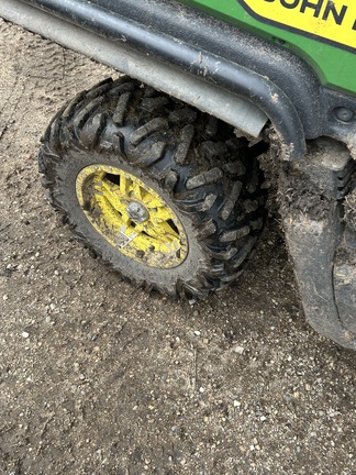 2023 John Deere XUV 835M - Photo4