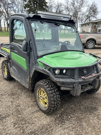 2023 John Deere XUV 835M - Photo1
