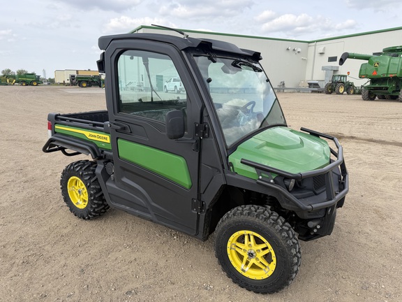  John Deere XUV 835M