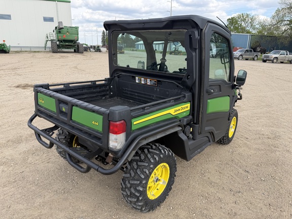 2023 John Deere XUV 835M - Photo3