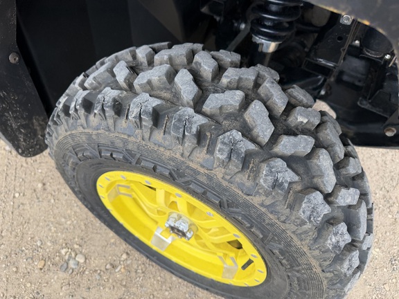 2023 John Deere XUV 835M - Photo11