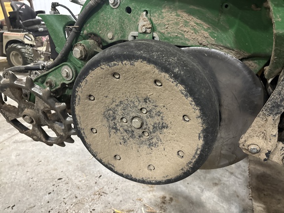 Used 2023 John Deere 1795 Planters: Drawn at Koenig Equipment in Franklin, IN - Photo3