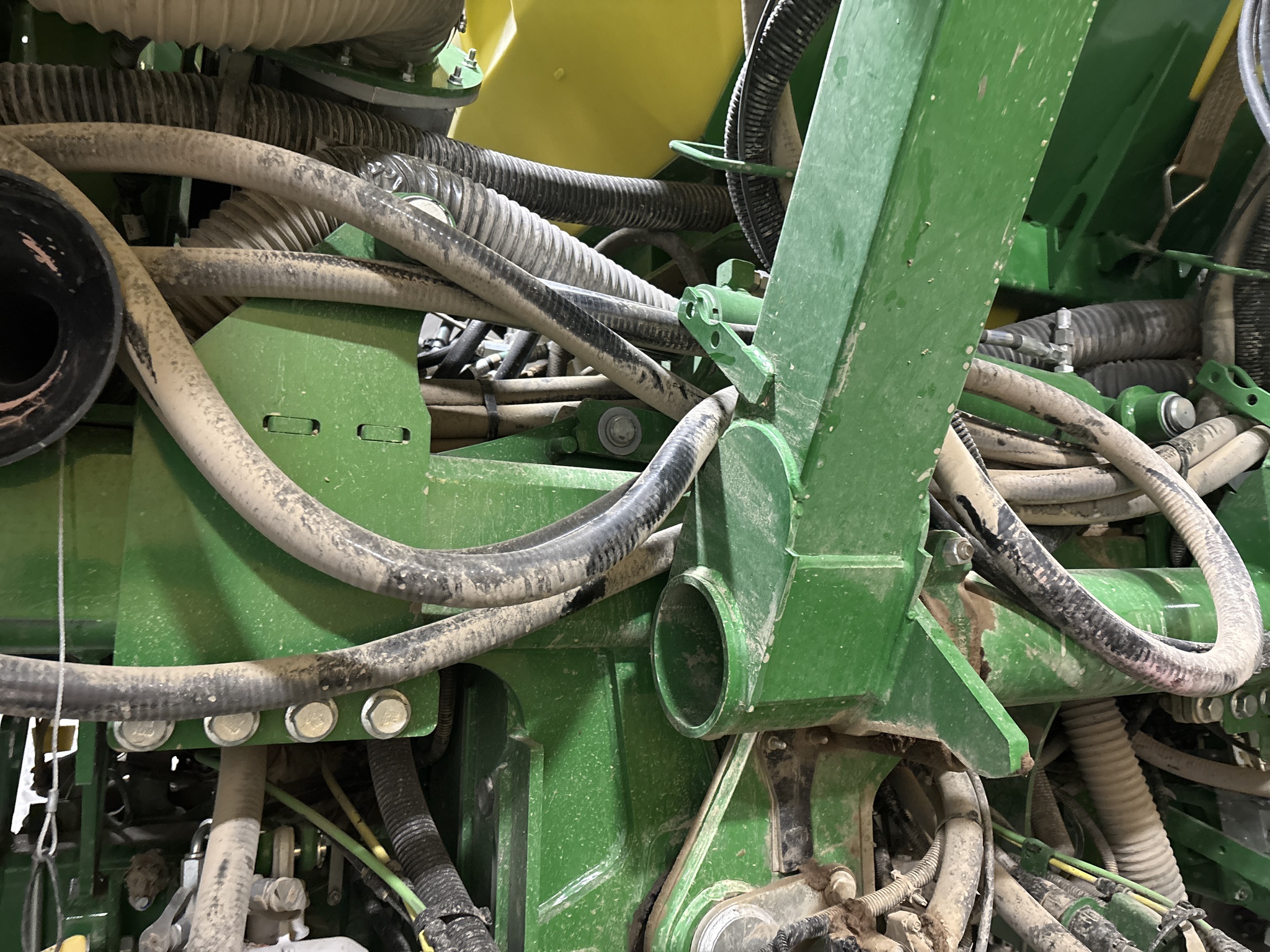 Used 2023 John Deere 1795 Planters: Drawn at Koenig Equipment in Franklin, IN - PhotoXL4