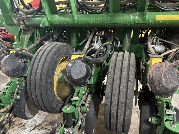 Used 2023 John Deere 1795 Planters: Drawn at Koenig Equipment in Franklin, IN - Photo10