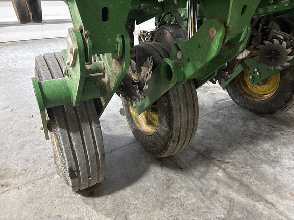 Used 2023 John Deere 1795 Planters: Drawn at Koenig Equipment in Franklin, IN - Photo17