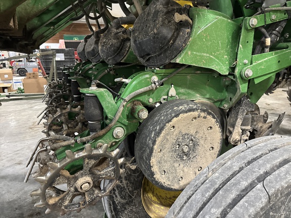 Used 2023 John Deere 1795 Planters: Drawn at Koenig Equipment in Franklin, IN - Photo31