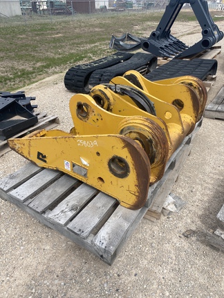 Photo of a 2023 Rockland COUPLER-WHEEL LOADER