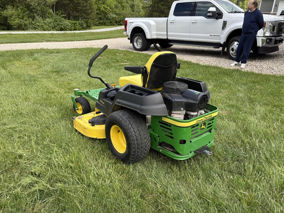 Used 2017 John Deere Z535M Zero Turn Mowers at Koenig Equipment in Oxford, OH - Photo2