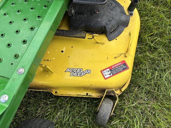 Used 2017 John Deere Z535M Zero Turn Mowers at Koenig Equipment in Oxford, OH - Photo8