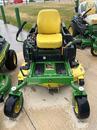 2020 John Deere Z540R (2nd thumbnail)