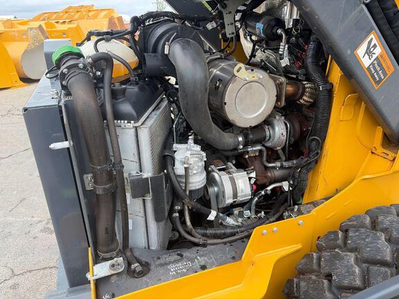 2024 John Deere 324G