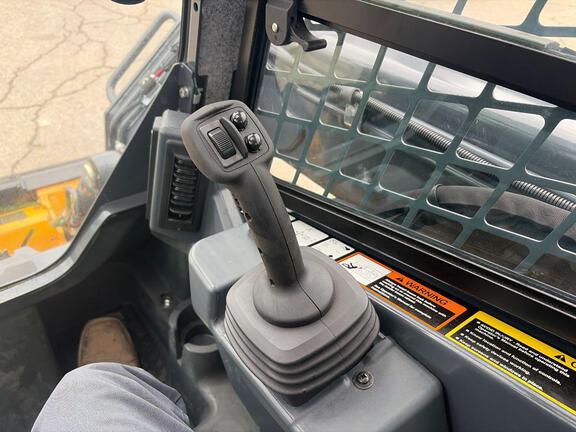2024 John Deere 324G