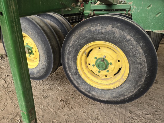Photo of 2019 John Deere 455