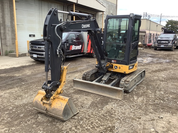 Photo of a 2021 John Deere 35G
