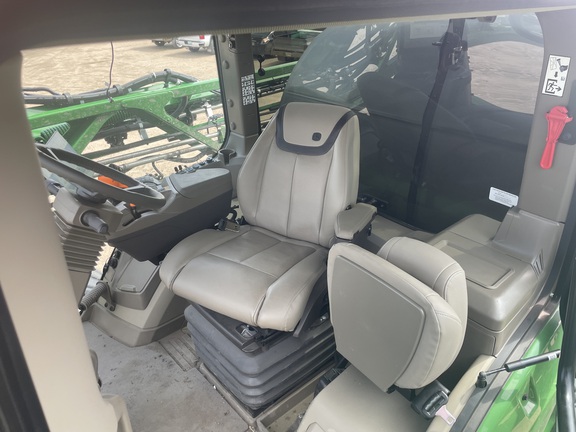 2026 John Deere 616R