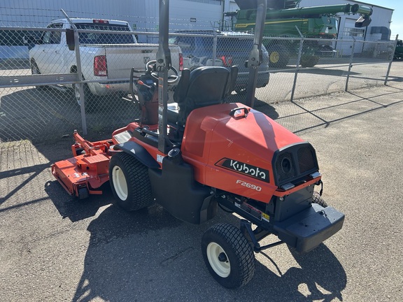 Used 2022 Kubota F2690 Commercial Front Mowers at Horizon Ag & Turf in Lloydminster, AB - Photo5
