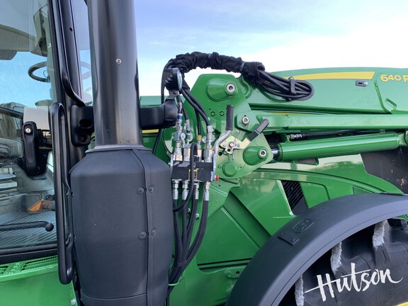 Photo of 2024 John Deere 6R 155