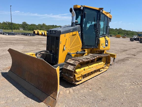 Photo of a 2023 John Deere 650P