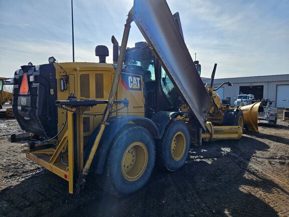 Photo of 2019 Caterpillar 140M3