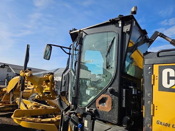 2019 Caterpillar 140M3