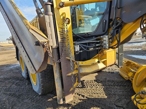 2019 Caterpillar 140M3