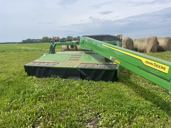 Used 2023 John Deere C400 Mower Conditioners at Horizon Ag & Turf in High Prairie, AB - Photo24