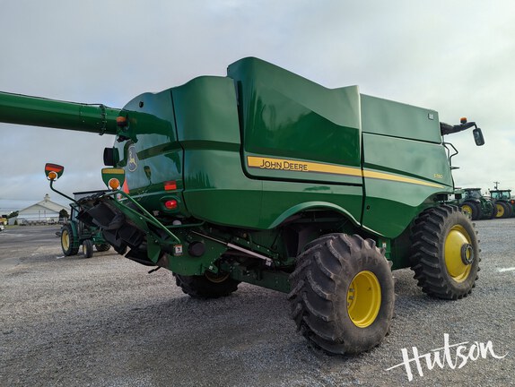 Photo of 2018 John Deere S780