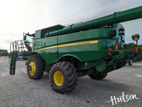 Photo of 2018 John Deere S780