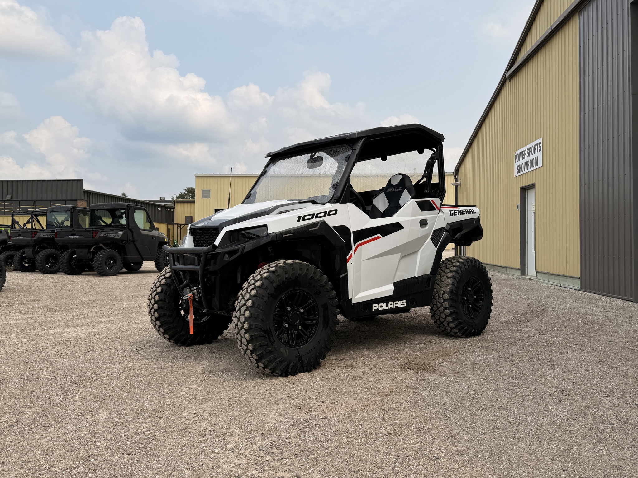 2021 Polaris GENERAL 1000 ATVs & Gators