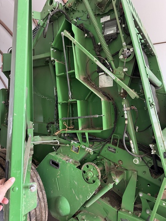 Used 2024 John Deere 561M Round Balers at Horizon Ag & Turf in Vermilion, AB - Photo6