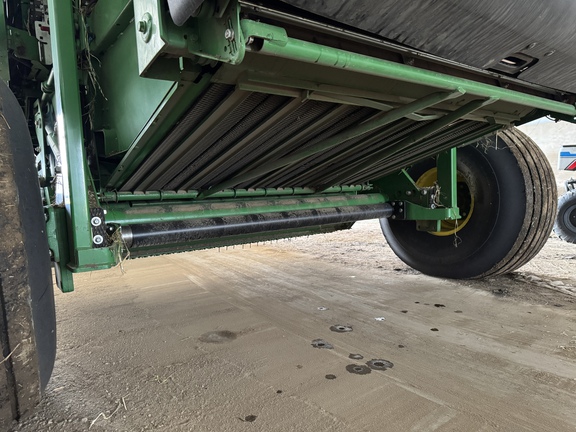 Used 2024 John Deere 561M Round Balers at Horizon Ag & Turf in Vermilion, AB - Photo10
