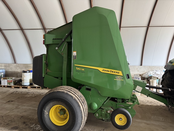 Used 2024 John Deere 561M Round Balers at Horizon Ag & Turf in Vermilion, AB - Photo2