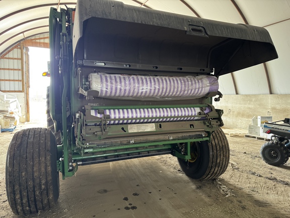 Used 2024 John Deere 561M Round Balers at Horizon Ag & Turf in Vermilion, AB - Photo5