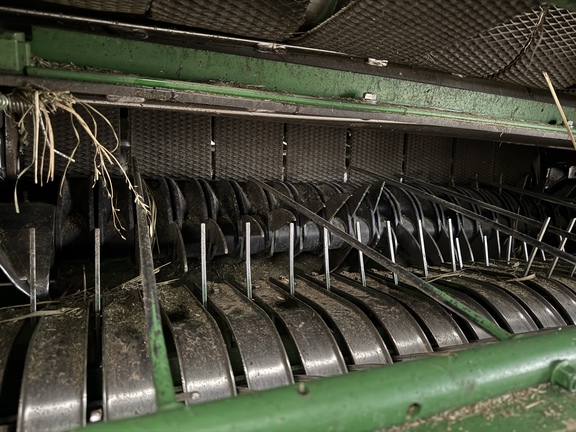 Used 2024 John Deere 561M Round Balers at Horizon Ag & Turf in Vermilion, AB - Photo11