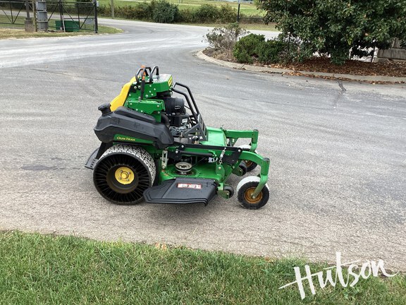 Photo of 2024 John Deere Q820M