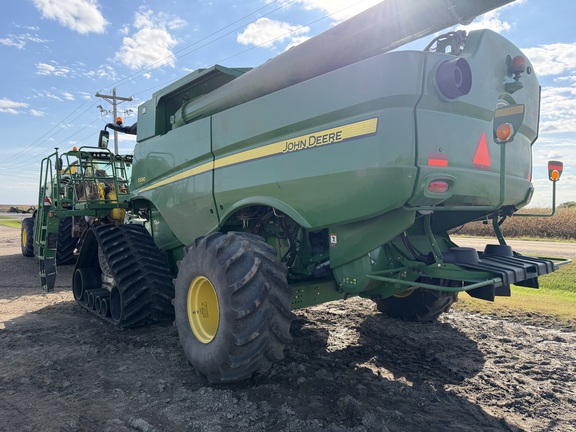 2014 John Deere S690 - Photo4