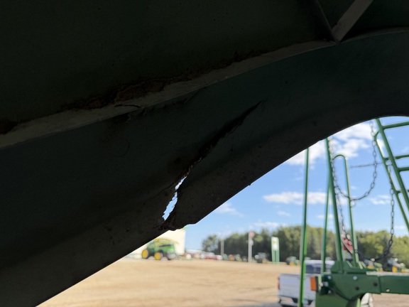 2014 John Deere S690 - Photo13