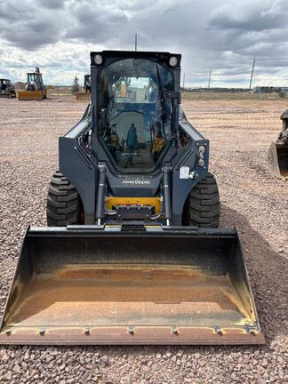 2023 John Deere 320G