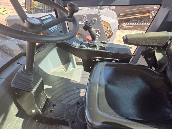 2014 Dynapac CA2500PA
